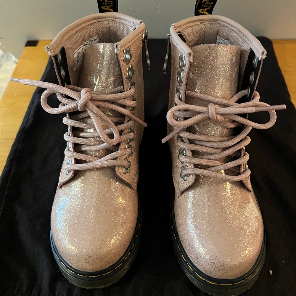 Girls Dr Martens 1460 J POWDER PINK boots